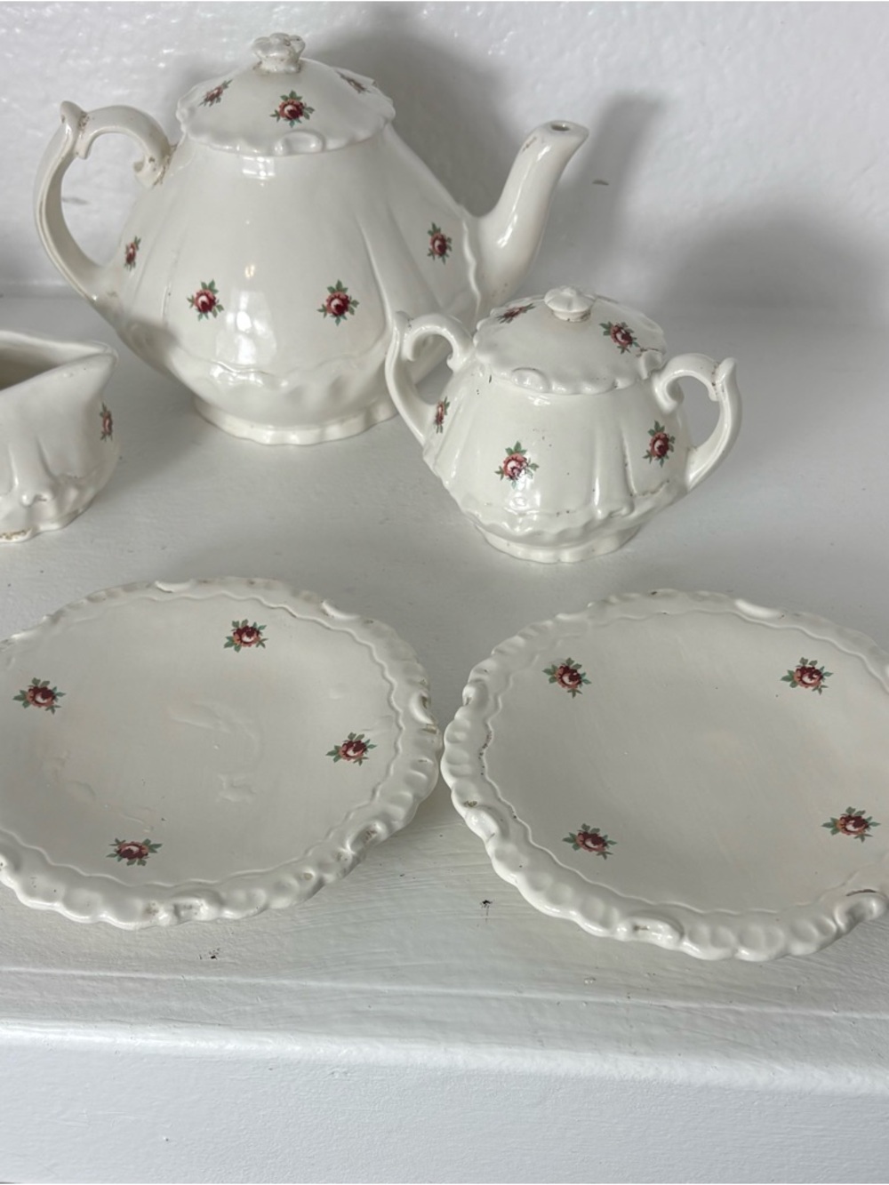 Vintage Child’s Porcelain Tea Set White Pink Floral - Picture 3 of 8